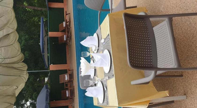 Law Ka Thit Sar Hotel New Bagan Kültér fotó
