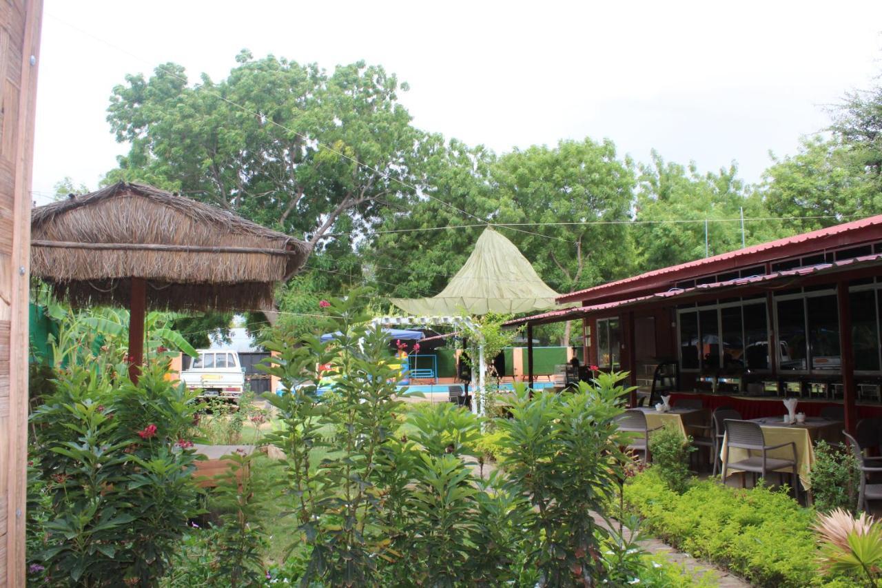 Law Ka Thit Sar Hotel New Bagan Kültér fotó